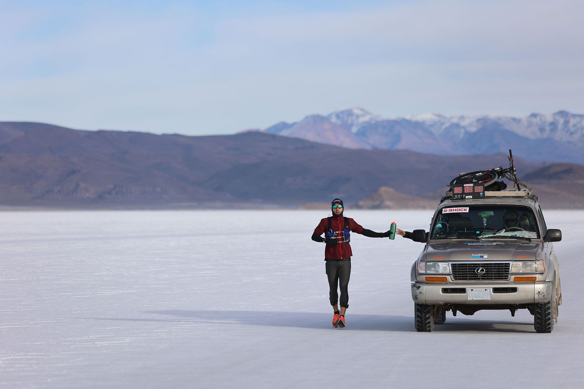 Brasileiro é reconhecido como o mais rápido a cruzar o Salar do Uyuni ...